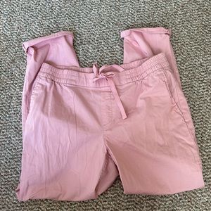 Women’s pink pants size 8